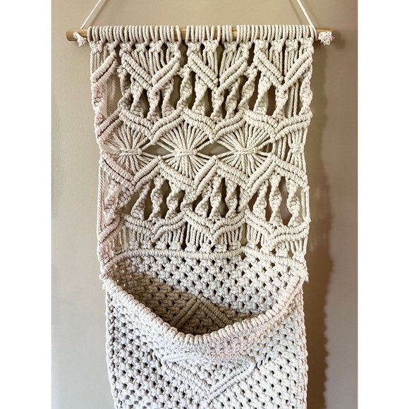Boho Macrame Fringe Pocket Wall Hanging Cotton Natural Fiber Home Decor - Picture 3 of 10